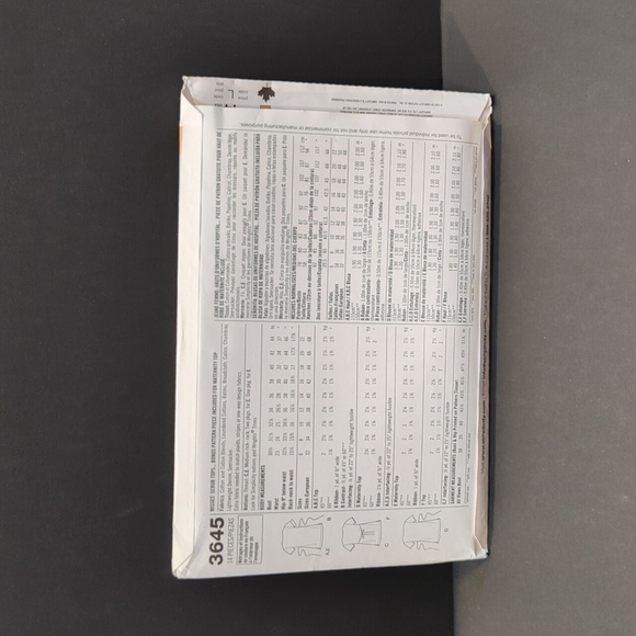 Simplicity 3645 Uncut Sewing Pattern Women's Scrub Top Sz R5 (14-22) - Picture 2 of 4